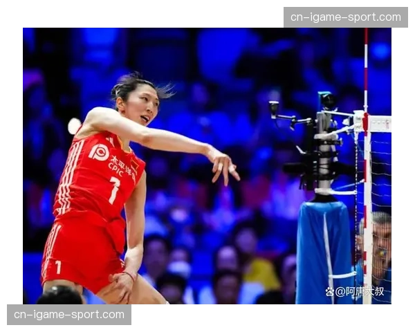 中国女排新帅首度长谈：解读“大国家队”理念与年轻队员选拔标准